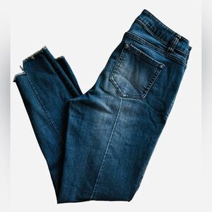 ARTISAN‎ NY Women’s Denim Jeans, Distressed Ankle Cuff, dark blue, size 6.